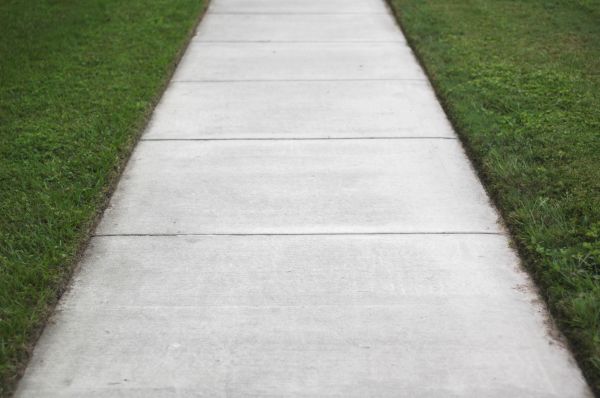 Concrete Path Installation in Elk Grove