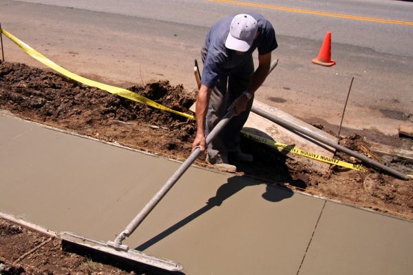 Cost of Sidewalk Building in Elk Grove