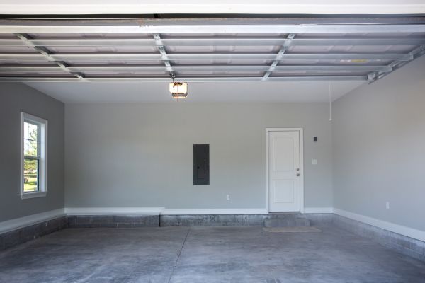 Garage Floor Pouring in Elk Grove