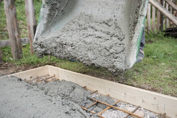 Yard Concrete Pouring in Elk Grove