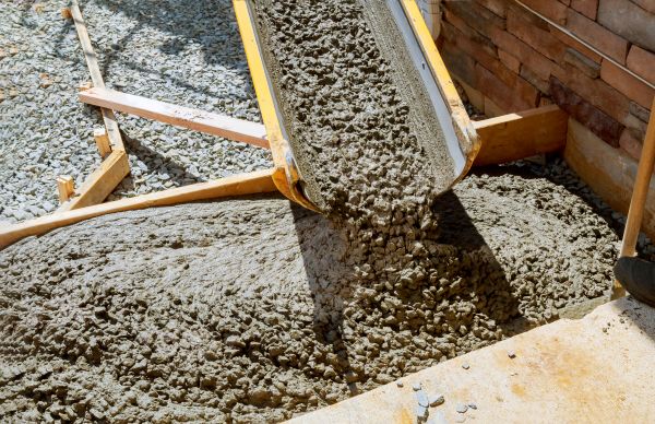 Cement Walkway Pouring in Elk Grove
