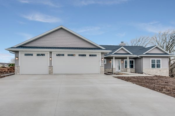 Driveway Concrete Laying in Elk Grove