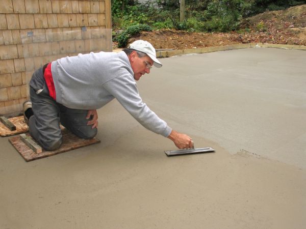 Flat Concrete Installation in Elk Grove